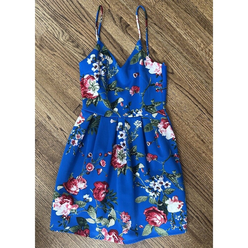 Monteau Blue With Red Fit & Flair Floral Sleeveless Strap Dress Women's - Medium
